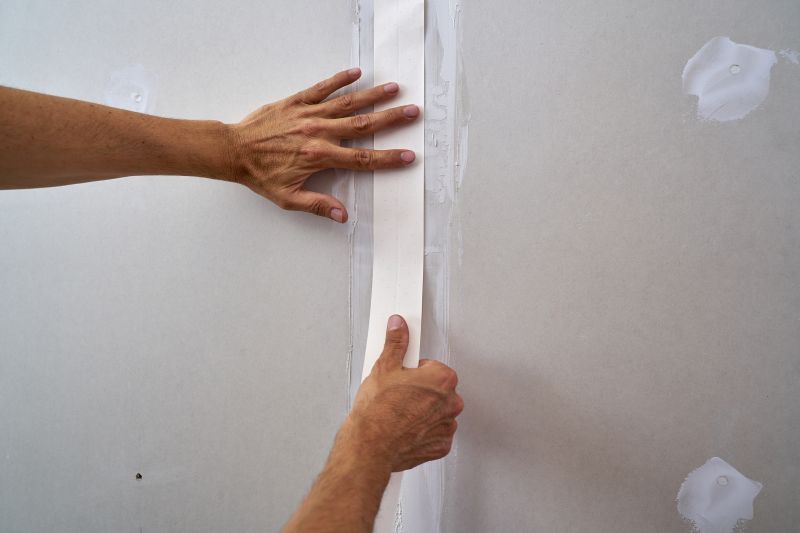 Wallpaper Seam Repair in Olathe, KS